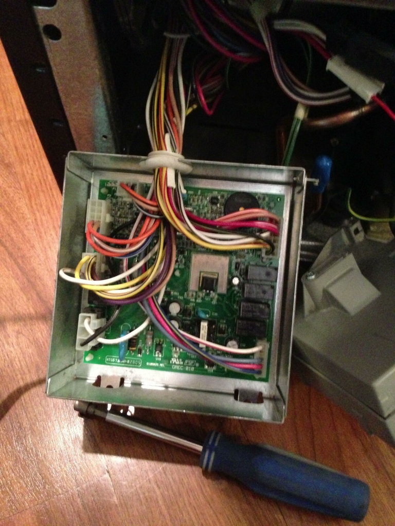 The infamous Whirlpool / KitchenAid control board!