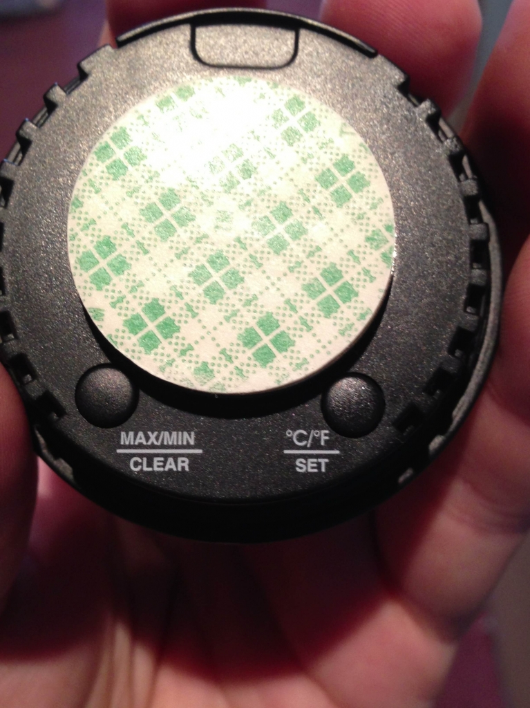 Simple two-button adjustment interface on the rear