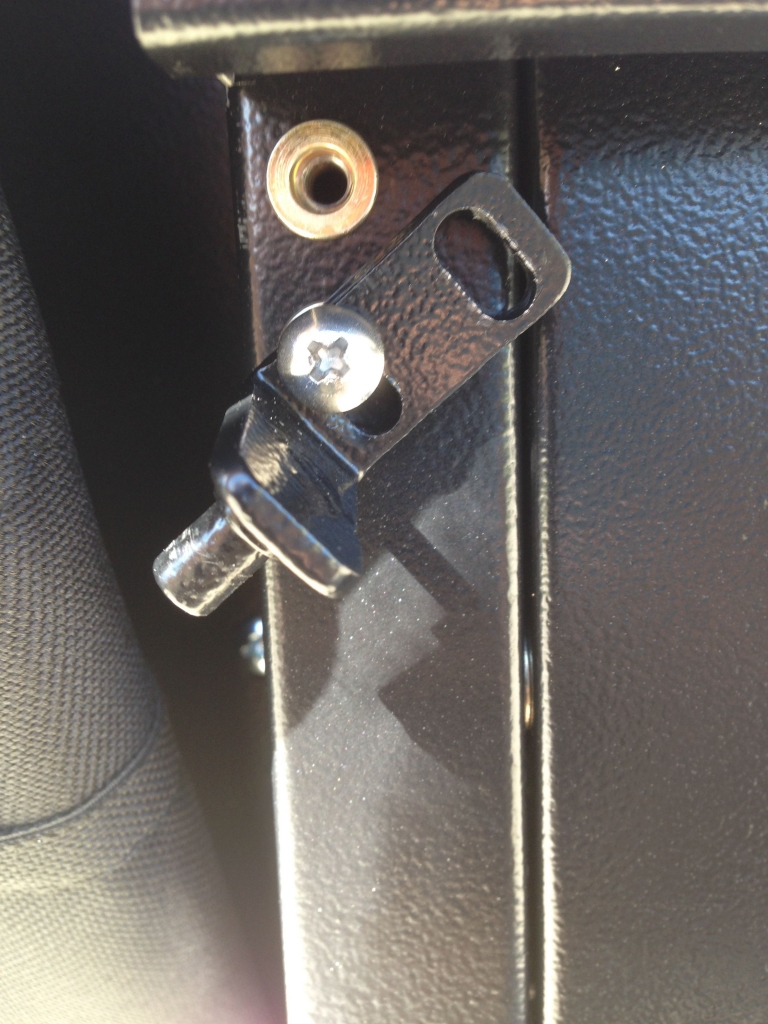 Left side door hinge screw is now stuck in a free-spinning rivet